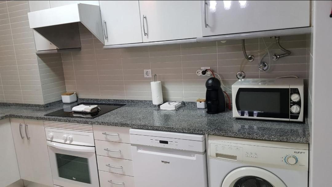 By The Sea - Ar Apartment Портиман Екстериор снимка